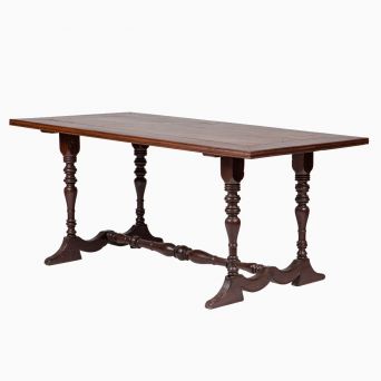 Elegant langbord i ædle træsorter. Filippinerne, ca. 1840–1860.