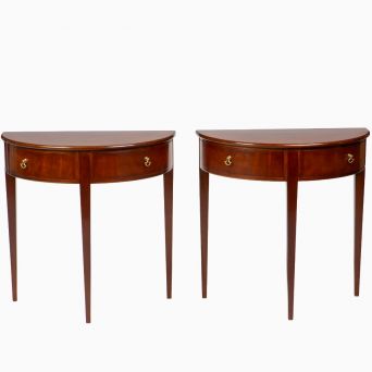 Frits Henningsen - Par halvrunde konsolborde i cubamahogni