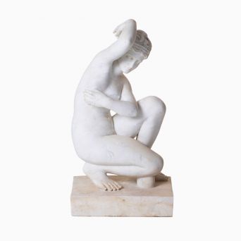 Knæelende Venus – Italiensk marmorskulptur, ca. 1880