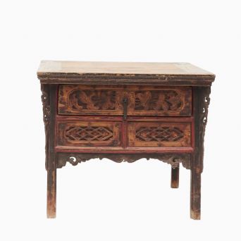 Kinesisk centerbord. 1500-1600-tallet.