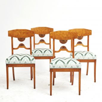 Set of four Baltic flame birch dining chairs from c. 1810-1820