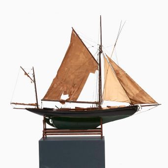 "Bluenose" model ship