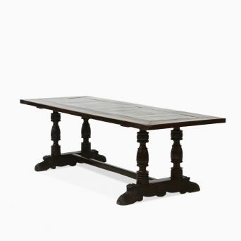 Long Table in Baroque Style